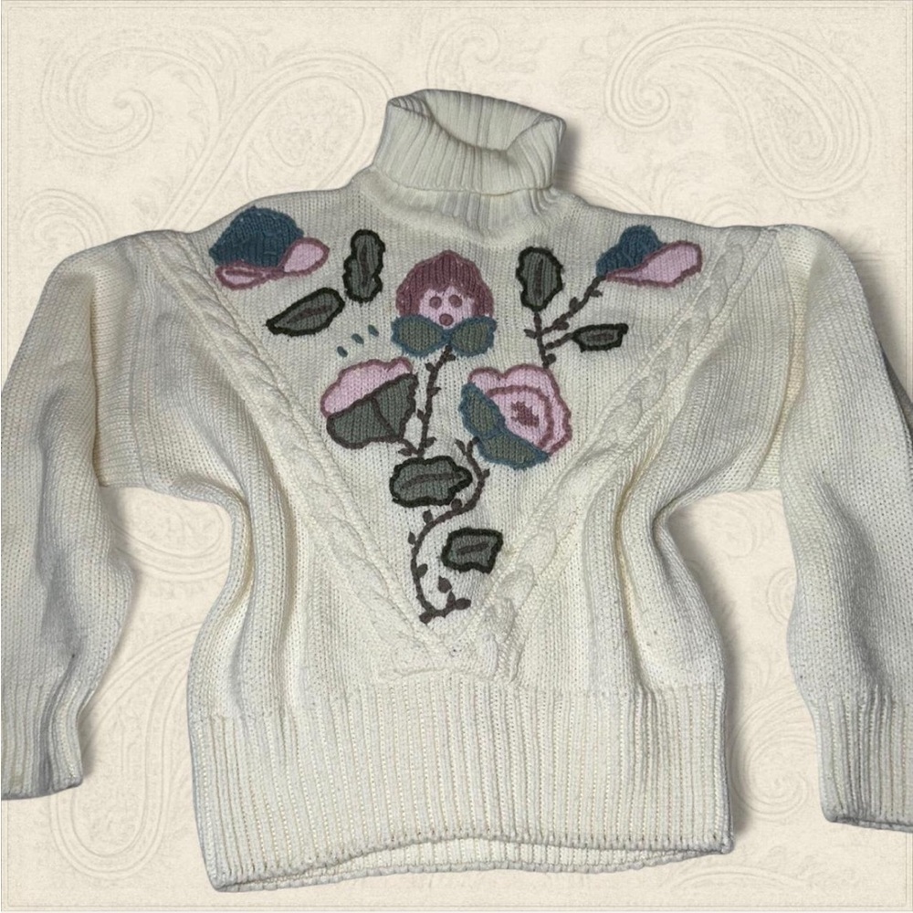 Vintage Floral Embroidered Sweater oversized fit grandmacore